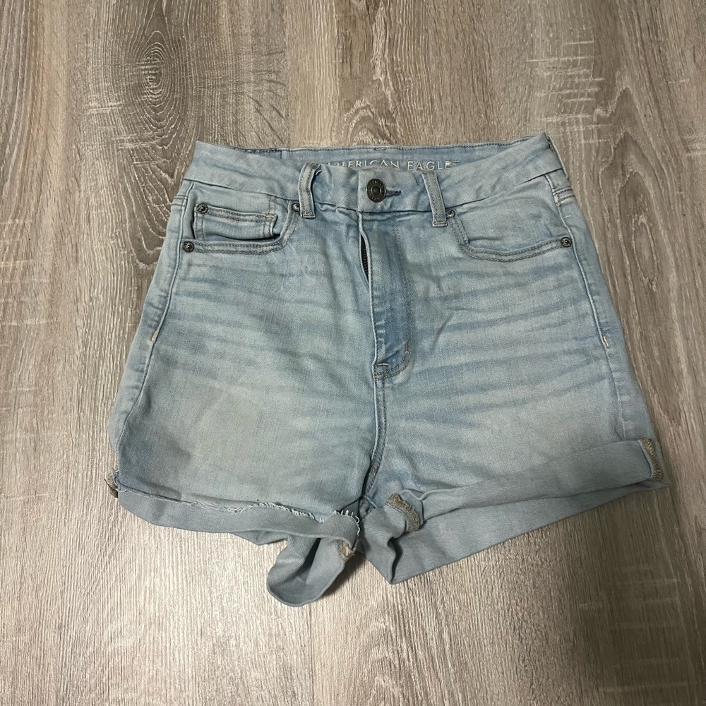 American Eagle Curvy High Rise Shortie Jean Shorts Size 8